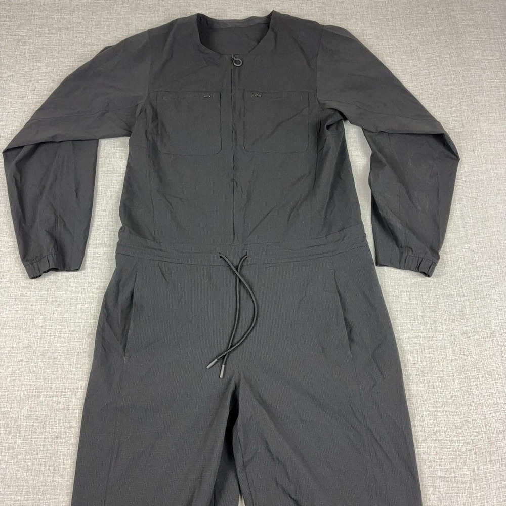 Lululemon WovenAir Zippered Jumpsuit Womens 6 Black Utility LW1CUSS